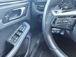 Porsche Macan – thumbnail 18