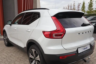 Volvo XC40 – thumbnail 2
