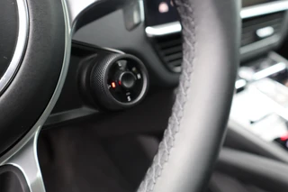 Porsche Cayenne – thumbnail 23