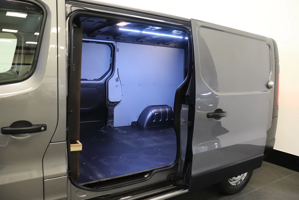 Renault Trafic – foto 12