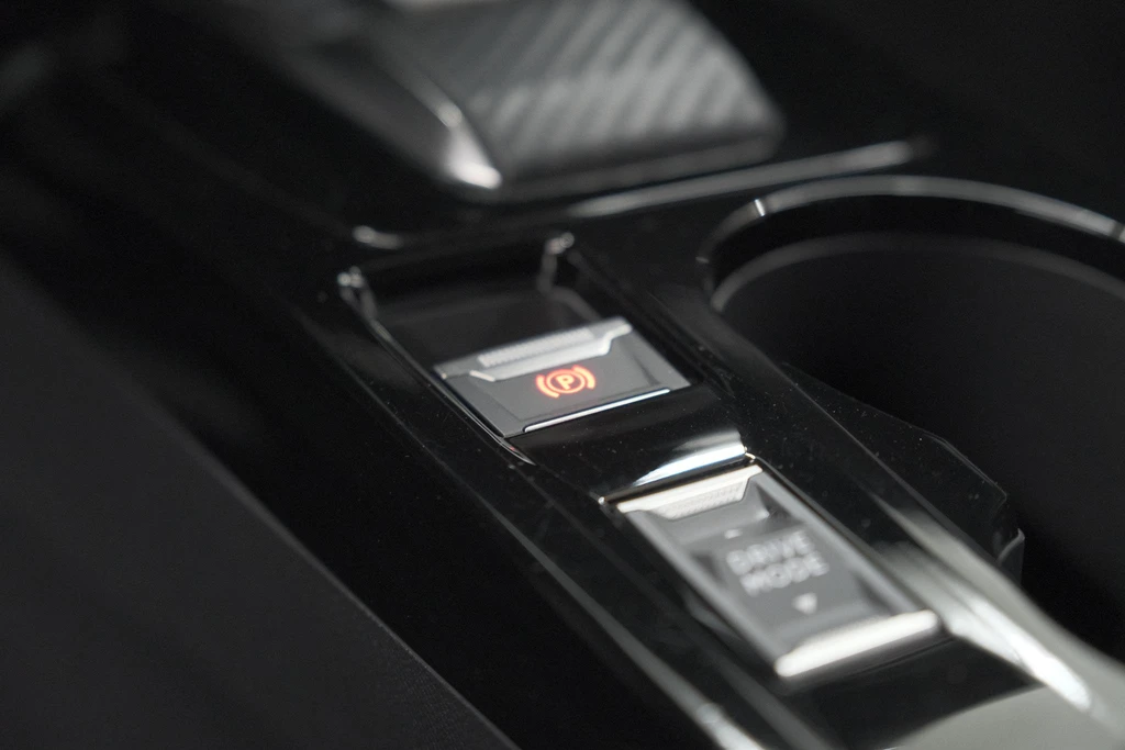 Peugeot e-2008 – foto 51
