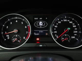 Volkswagen Golf – thumbnail 24