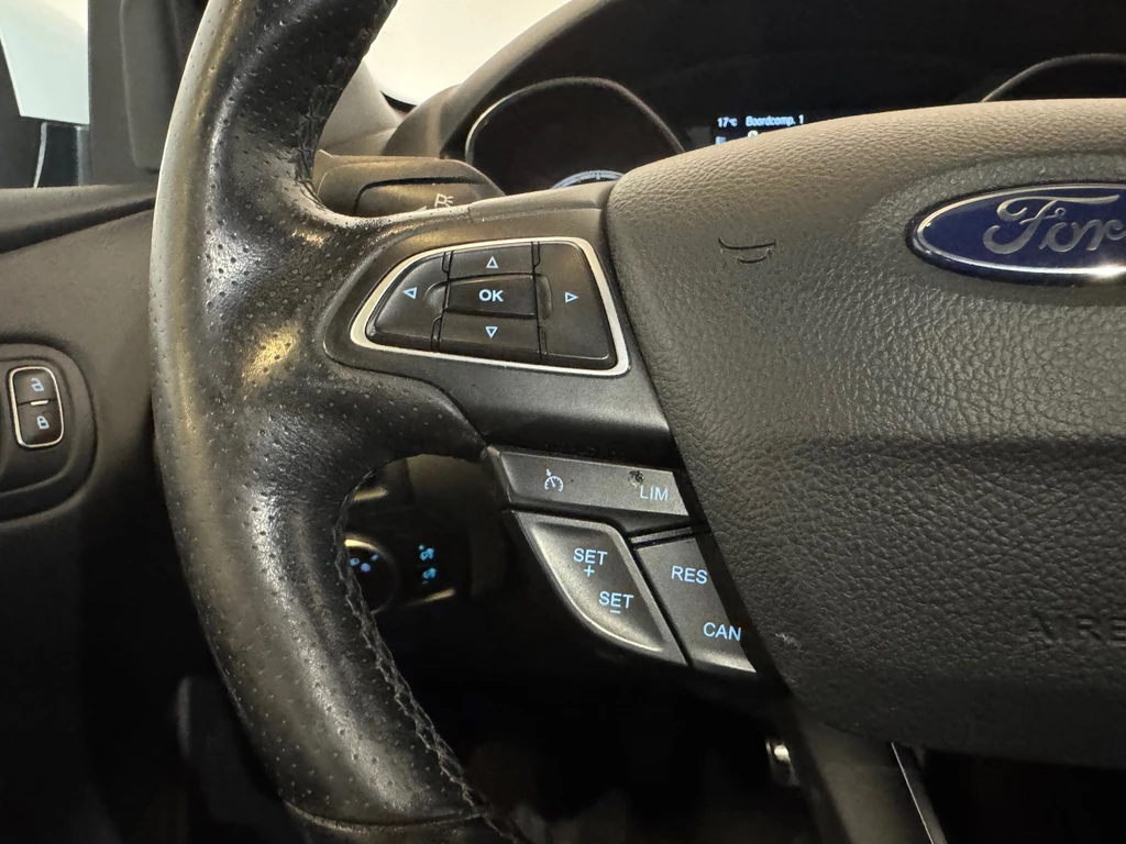 Ford Focus – foto 11