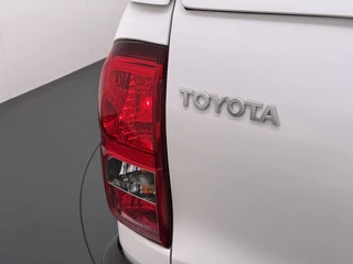 Toyota Hilux – thumbnail 32