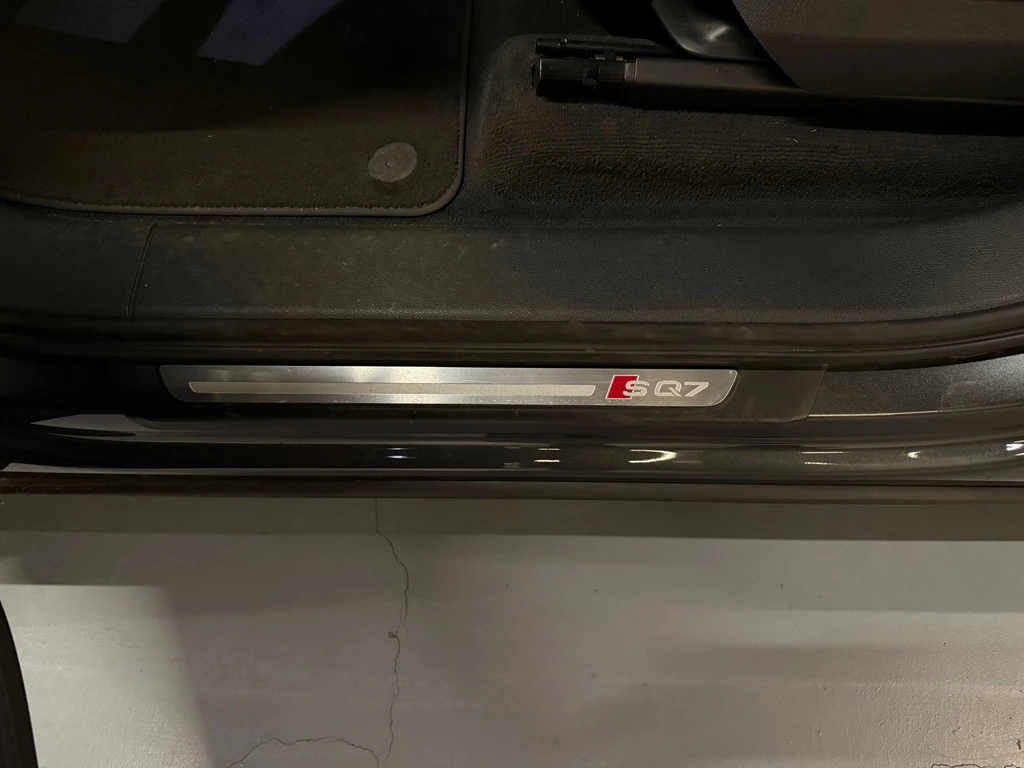 Audi SQ7 – foto 22