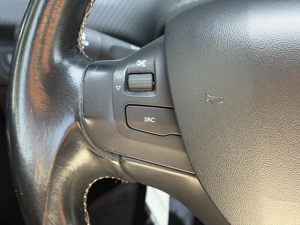 Peugeot 208 – foto 28