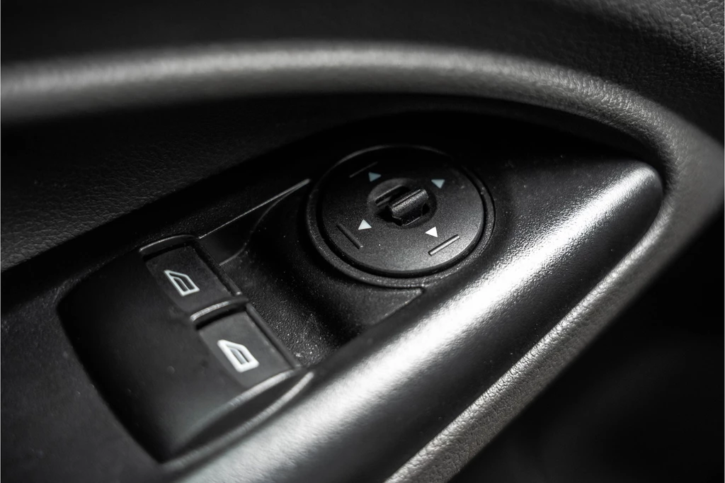 Ford Transit Connect – foto 27