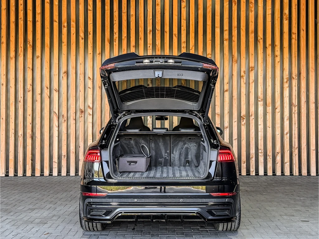 Audi Q8 – foto 18