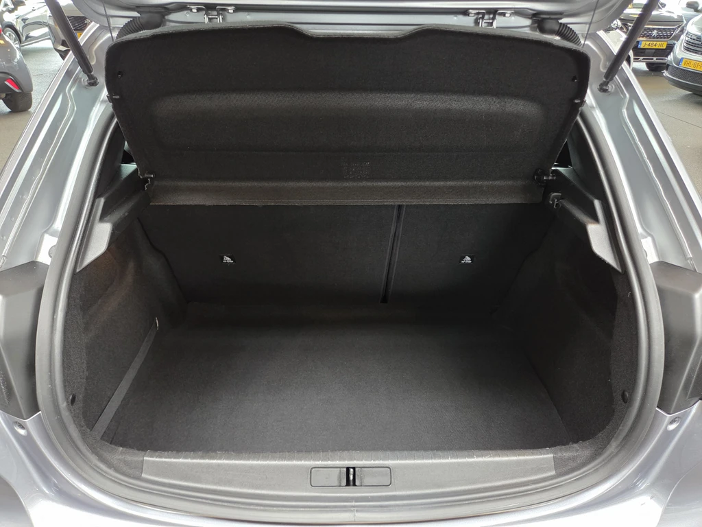 Peugeot 208 – foto 40