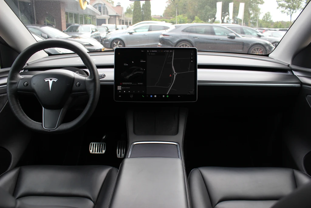 Tesla Model Y – foto 10