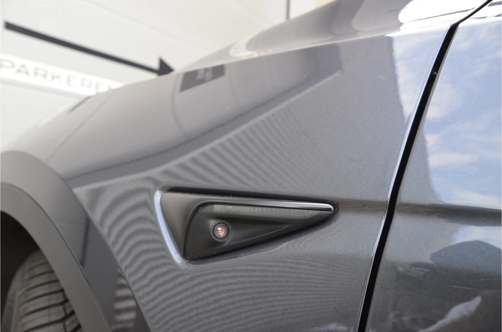 Tesla Model Y – foto 31