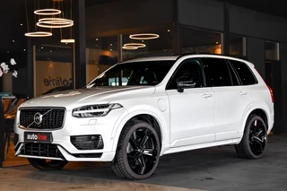 Volvo XC90 – thumbnail 1