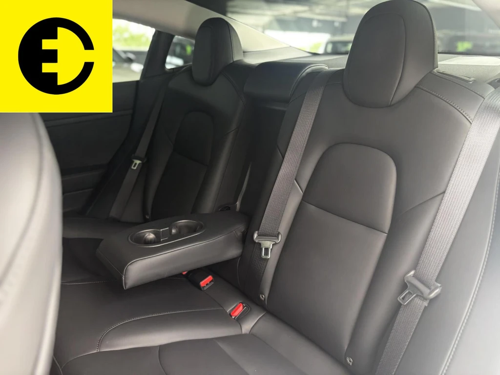 Tesla Model 3 – foto 15