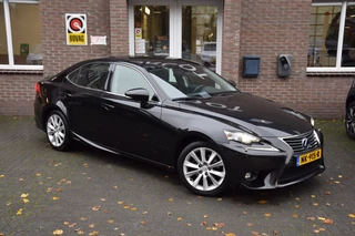 Lexus IS – thumbnail 6