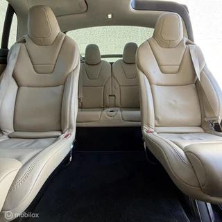 Tesla Model X – thumbnail 12