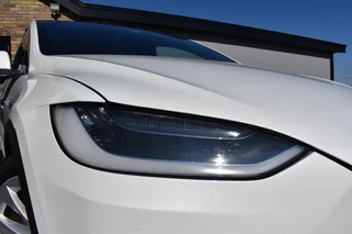 Tesla Model X – thumbnail 9