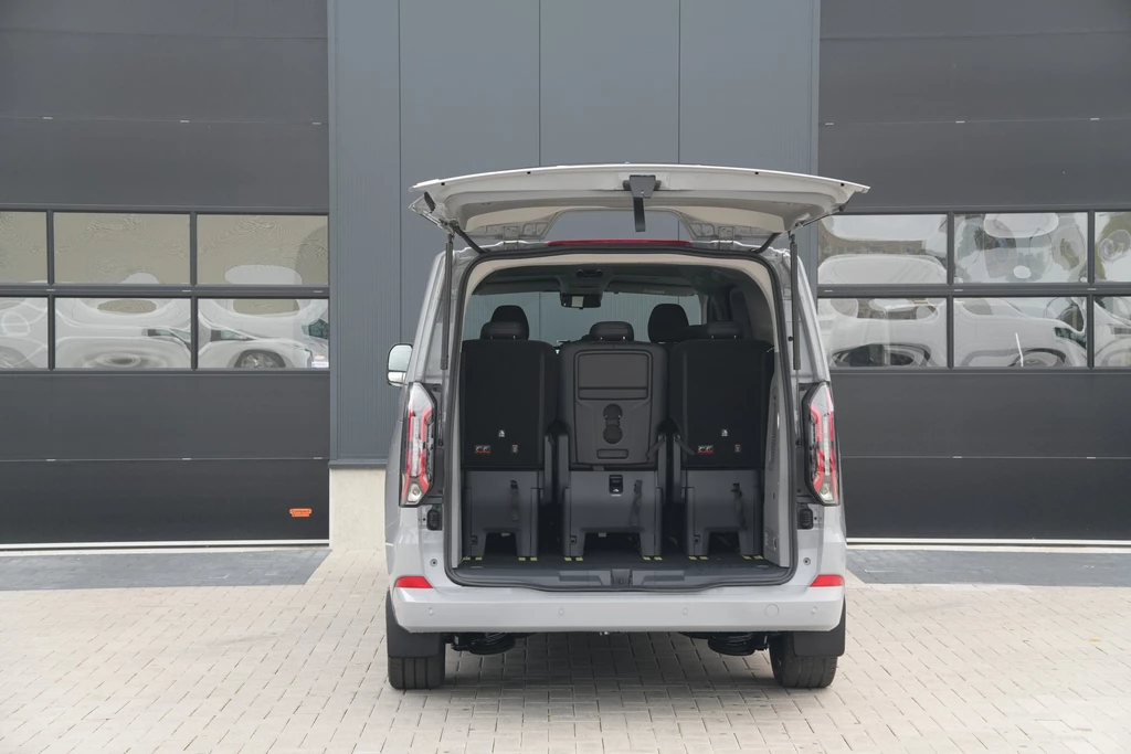 Ford Tourneo Custom – foto 10