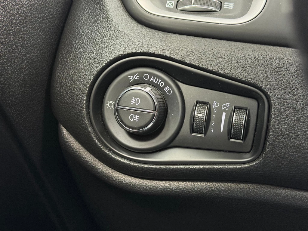 Jeep Renegade – foto 32