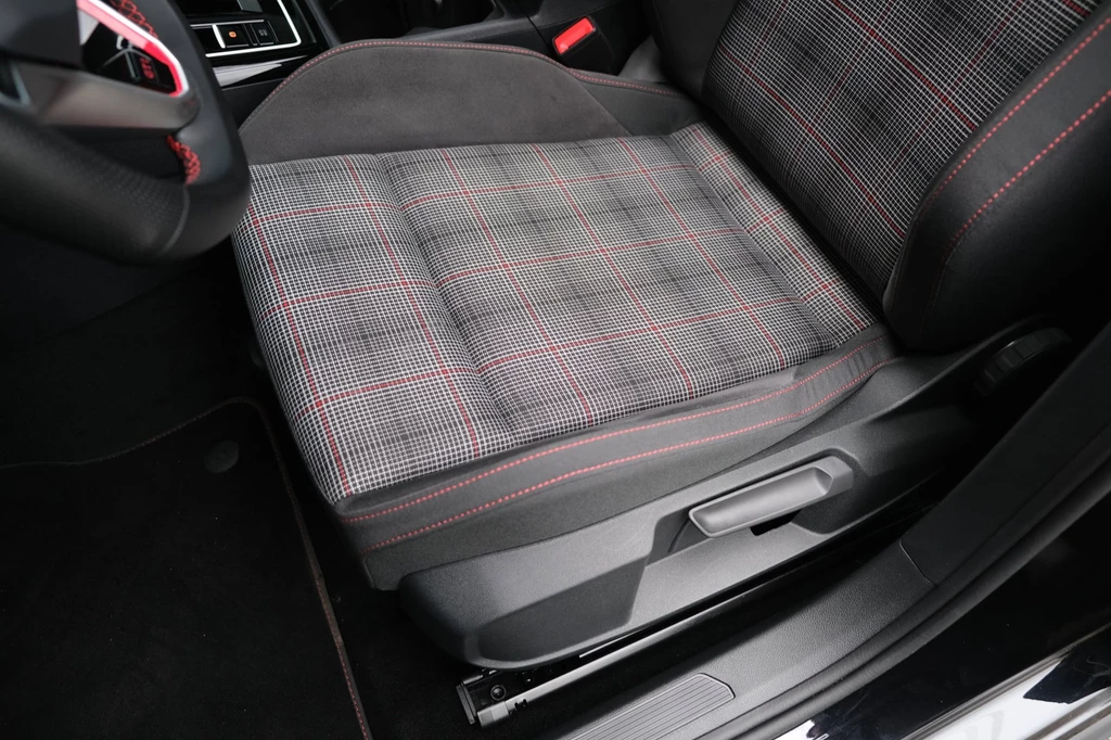 Volkswagen Golf – foto 11