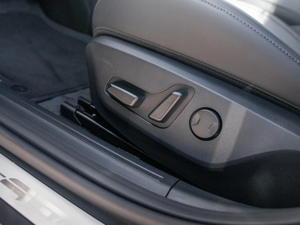 Kia EV4 – foto 12