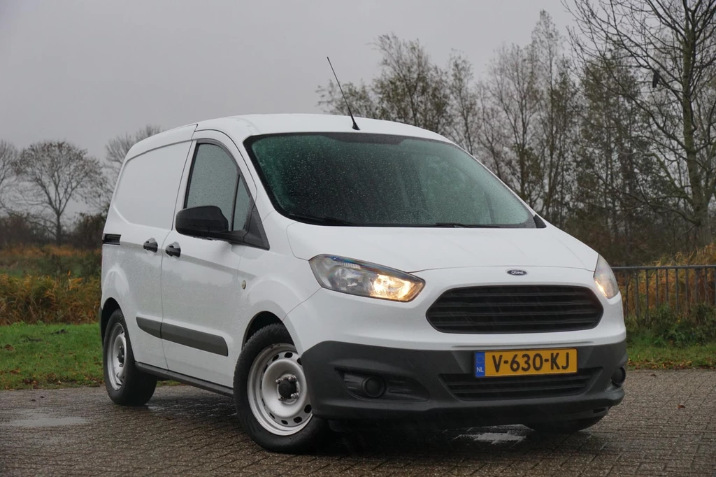 Ford Transit Courier – foto 6