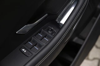 Jaguar E-PACE – thumbnail 23