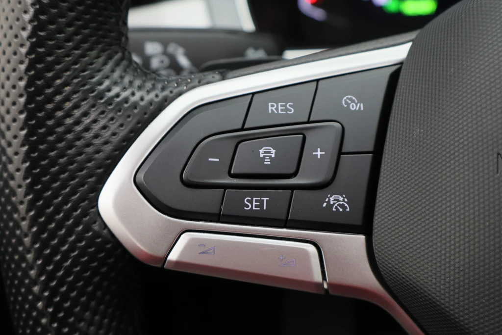 Volkswagen Passat – foto 42