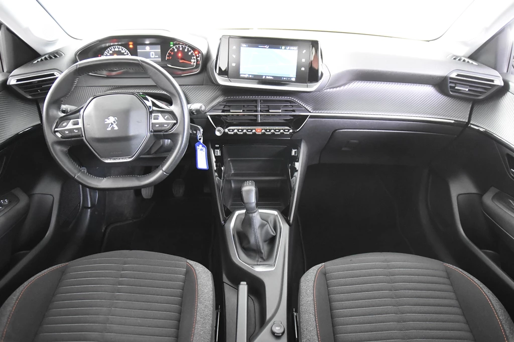 Peugeot 208 – foto 13