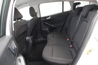 Ford Focus – thumbnail 12