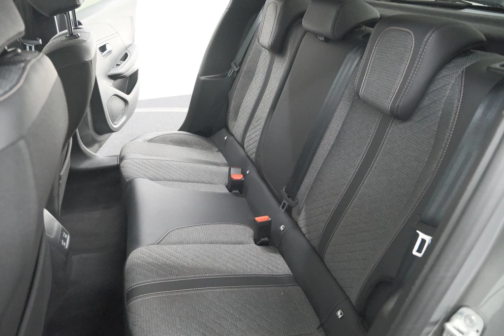 Peugeot 208 – foto 37