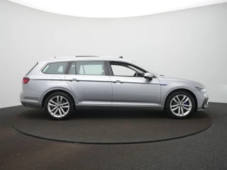 Volkswagen Passat – thumbnail 8