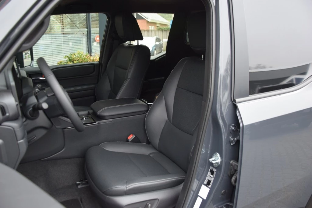 Toyota Land Cruiser – foto 10