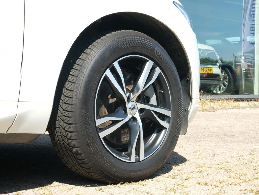 Volvo XC60 – foto 8