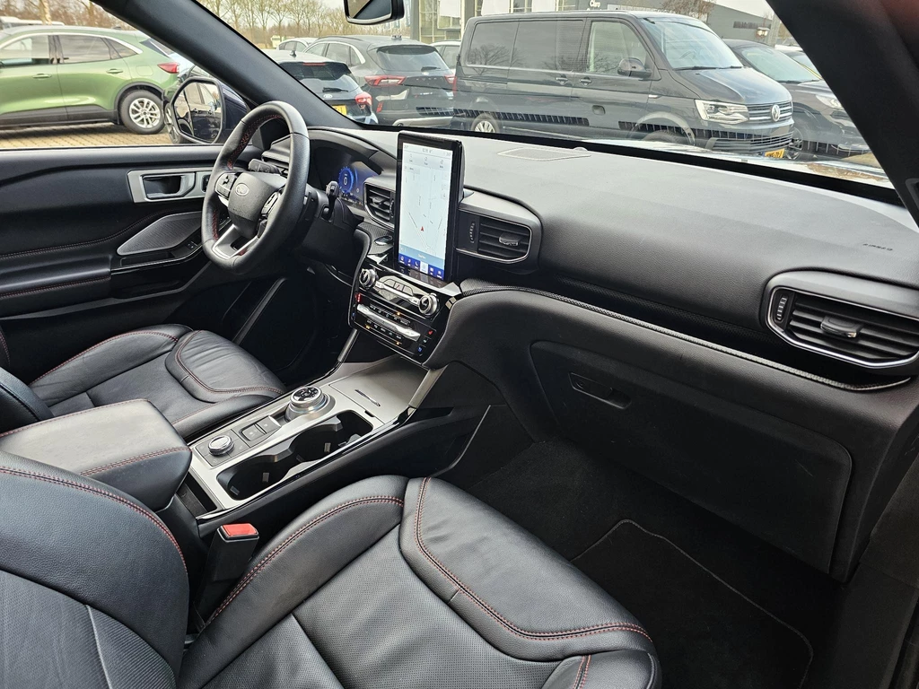 Ford Explorer – foto 8