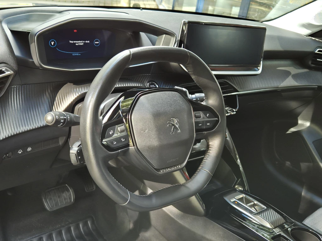 Peugeot 208 – foto 13