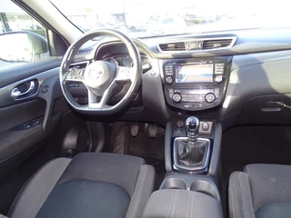 Nissan QASHQAI – thumbnail 6