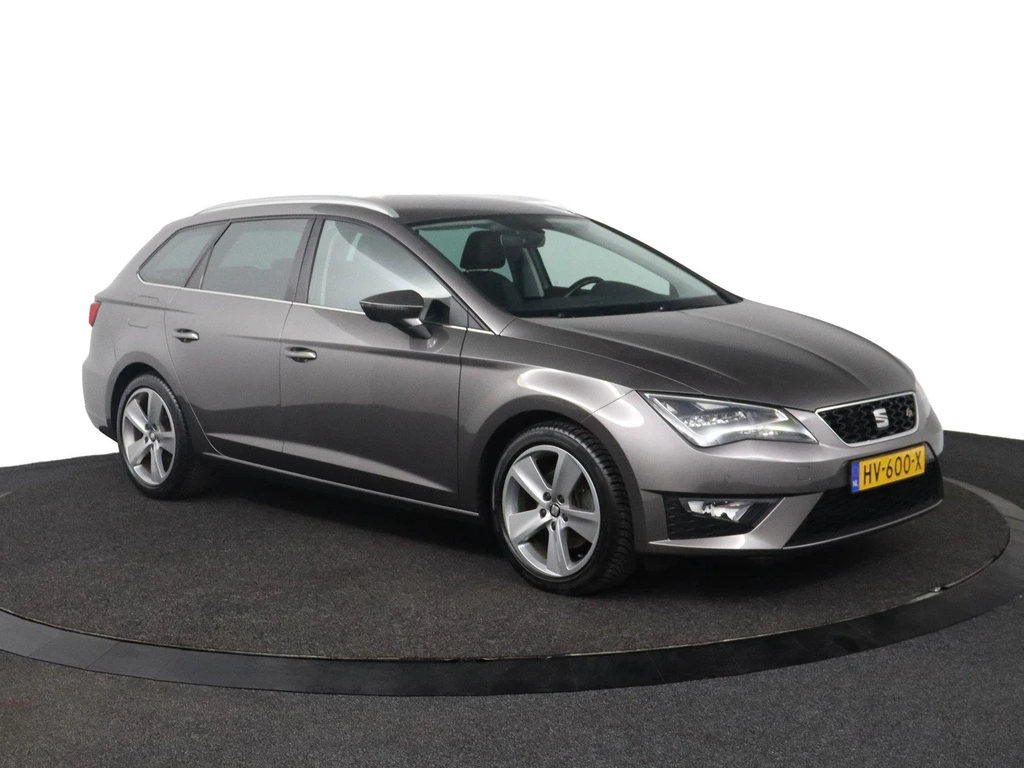 SEAT Leon – foto 7