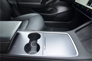 Tesla Model 3 – thumbnail 8