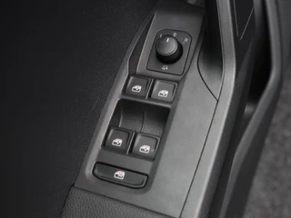 SEAT Arona – thumbnail 18