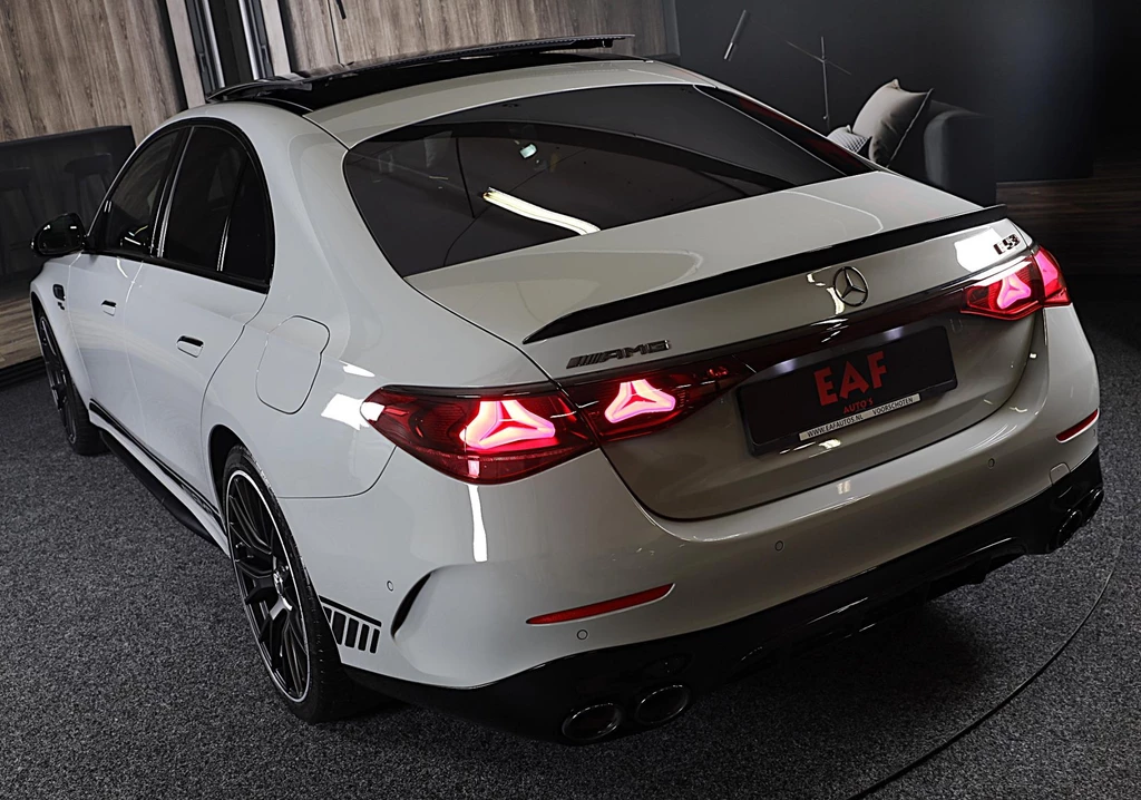 Mercedes-Benz E-Klasse – foto 6