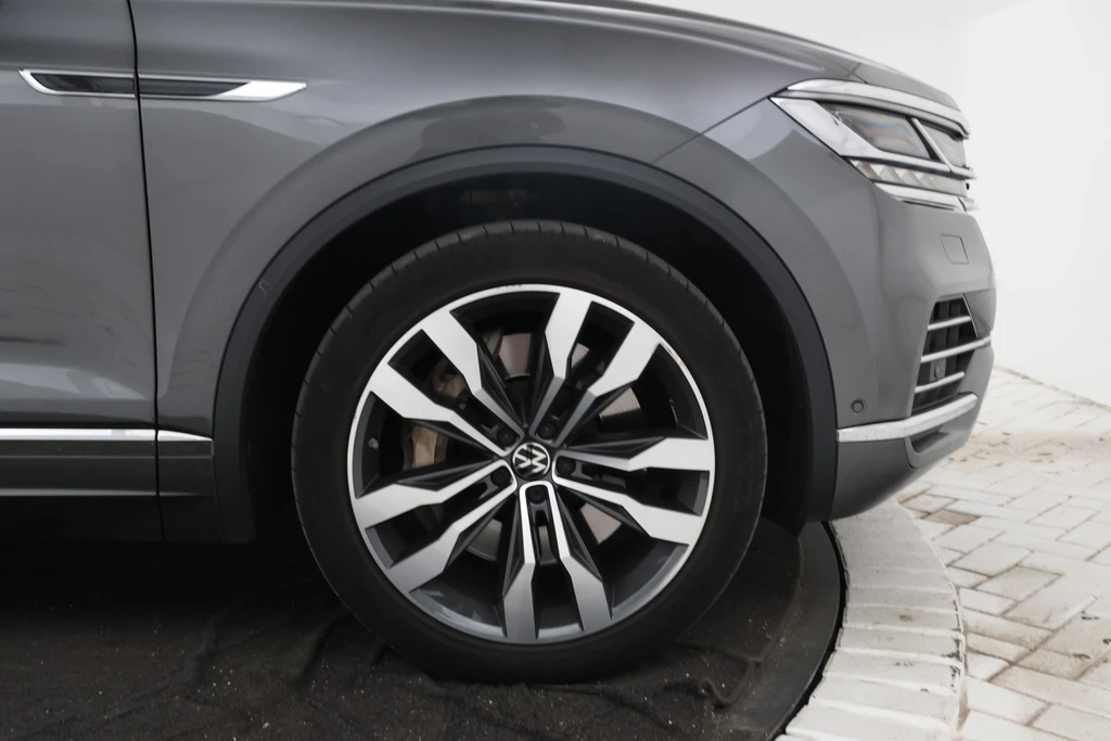 Volkswagen Touareg – foto 11