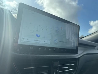 Ford Kuga – thumbnail 17