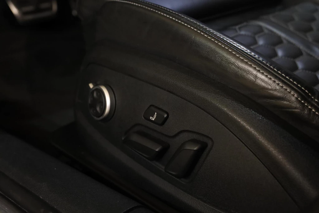 Audi RS4 – foto 23