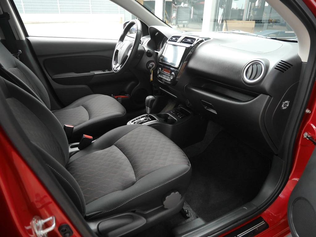Mitsubishi Space Star – foto 10
