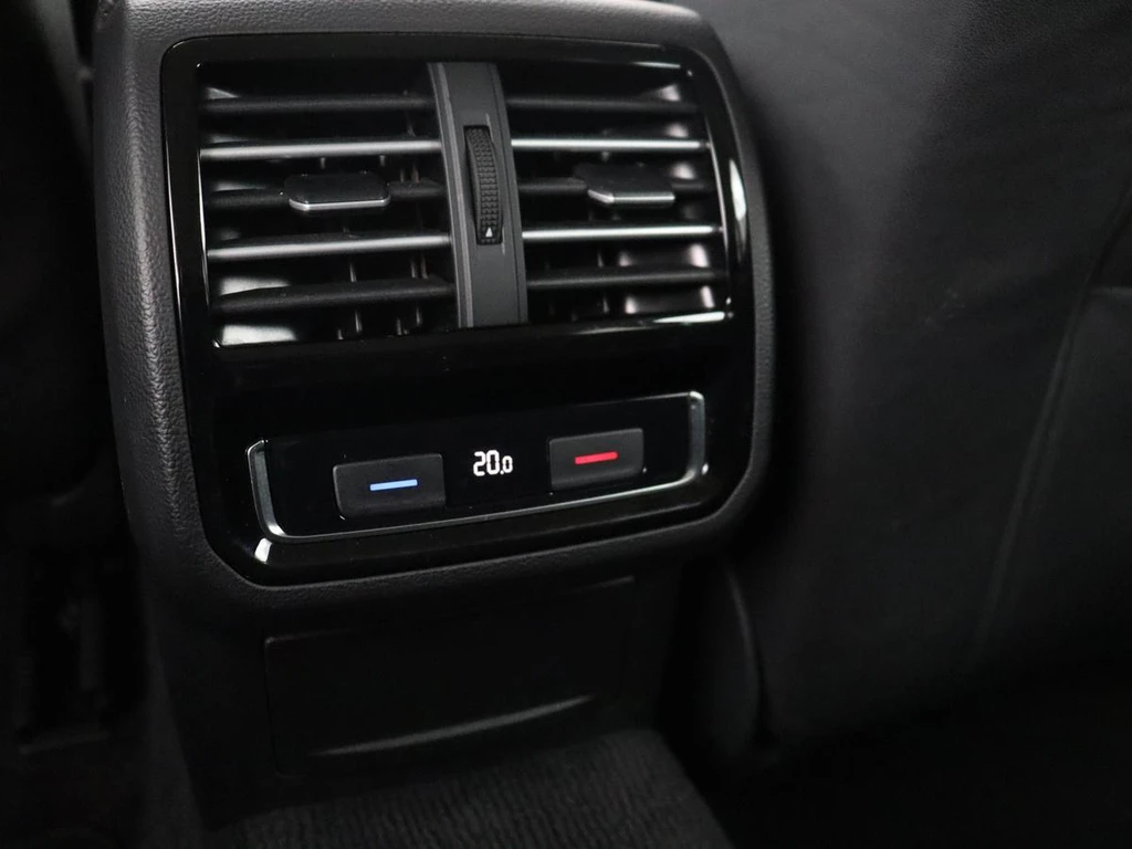Volkswagen Passat – foto 32