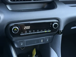 Toyota Yaris – thumbnail 23