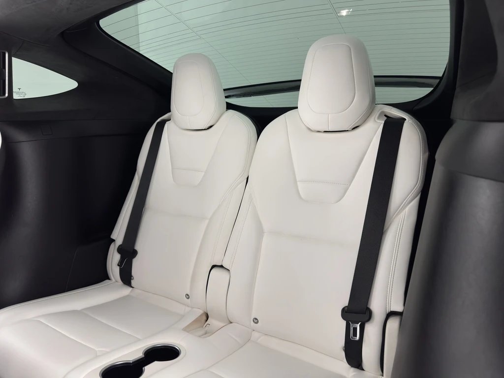 Tesla Model X – foto 16