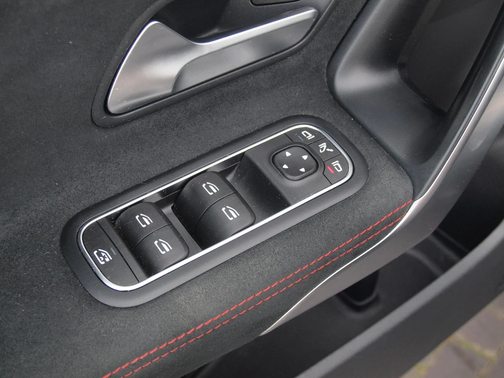 Mercedes-Benz CLA – foto 26