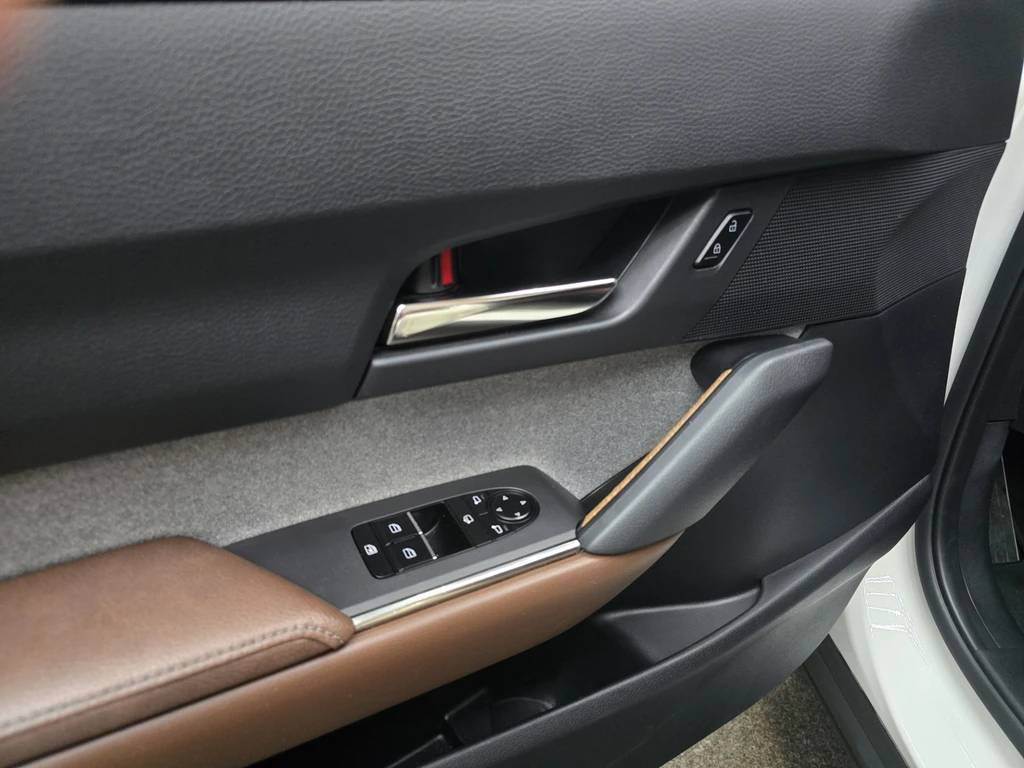 Mazda MX-30 – foto 12