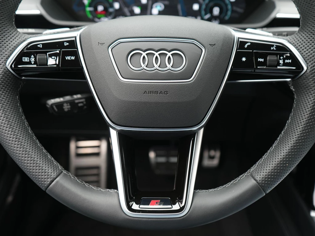 Audi Q8 Sportback e-tron – foto 20